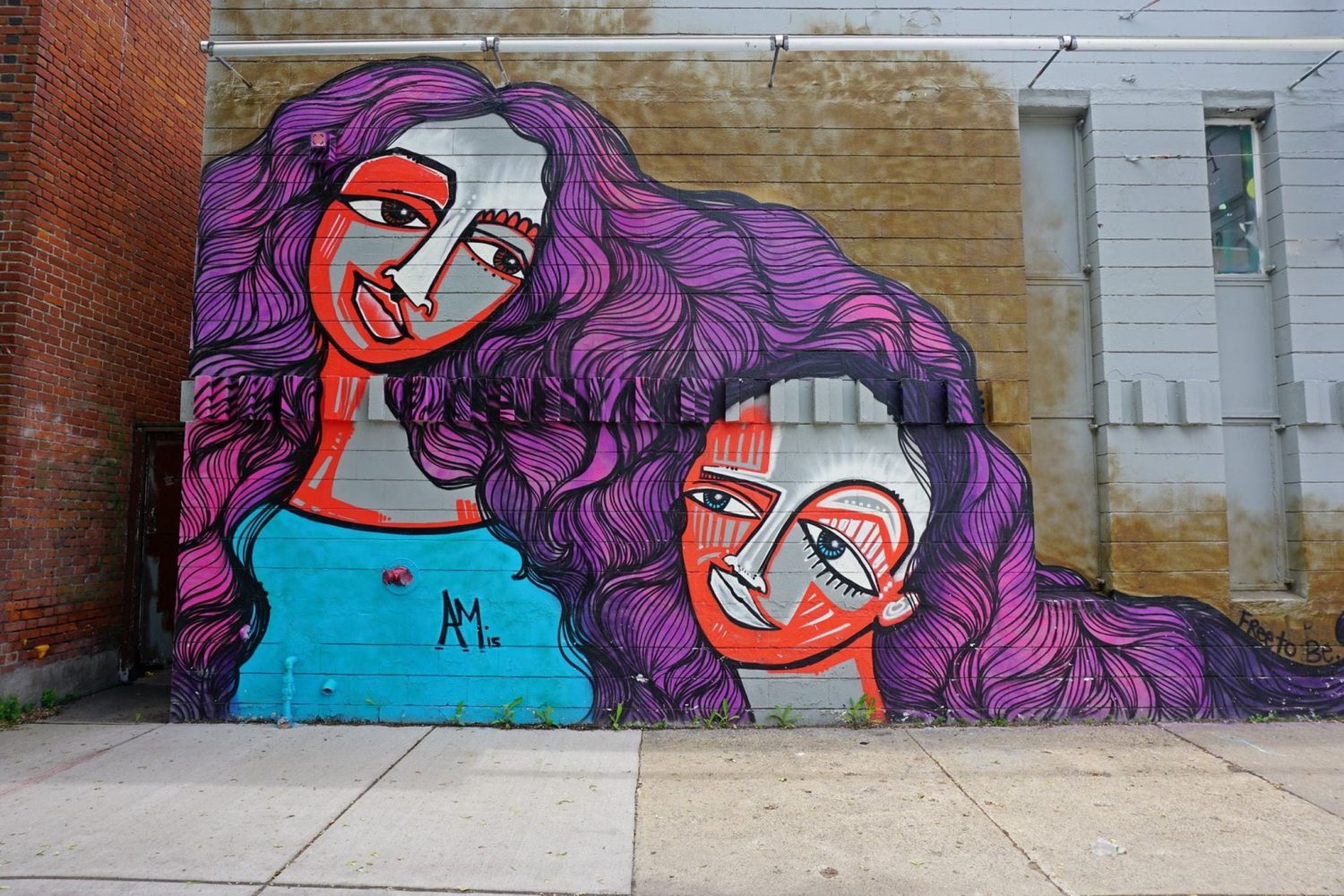 Acompaño procesos terapéuticos relacionados con el apego y los patrones relacionales.